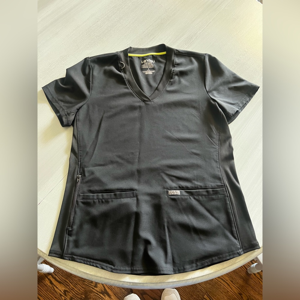 Landau Scrub Top